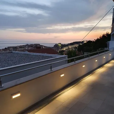 Jakov I Lucija - Sea View Terrace & Free Parking Dubrovnik