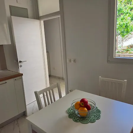 Jakov I Lucija - Sea View Terrace & Free Parking *