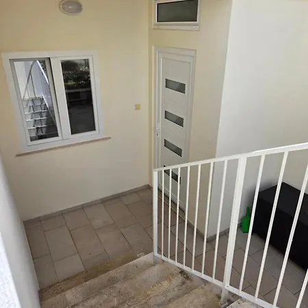 Jakov I Lucija - Sea View Terrace & Free Parking Apartman *
