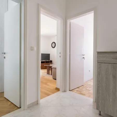 Jakov I Lucija Apartment