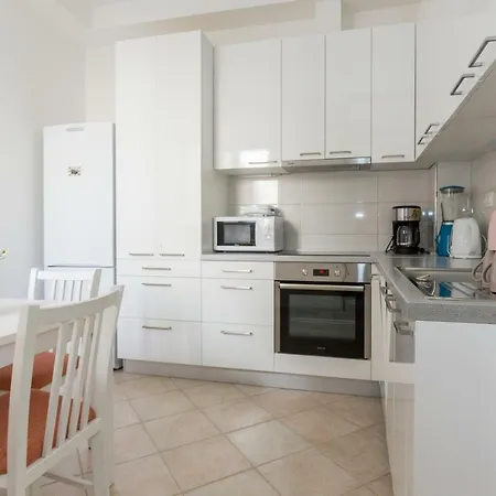 Apartment Jakov I Lucija *