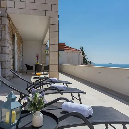 Jakov I Lucija - Sea View Terrace & Free Parking Apartamento Dubrovnik